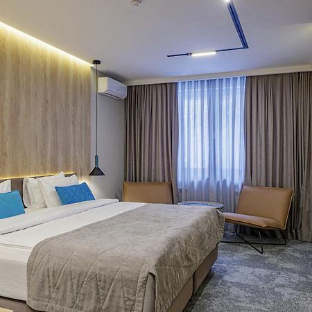 فندق Тау-House Kok-Shoky المظهر الخارجي الصورة