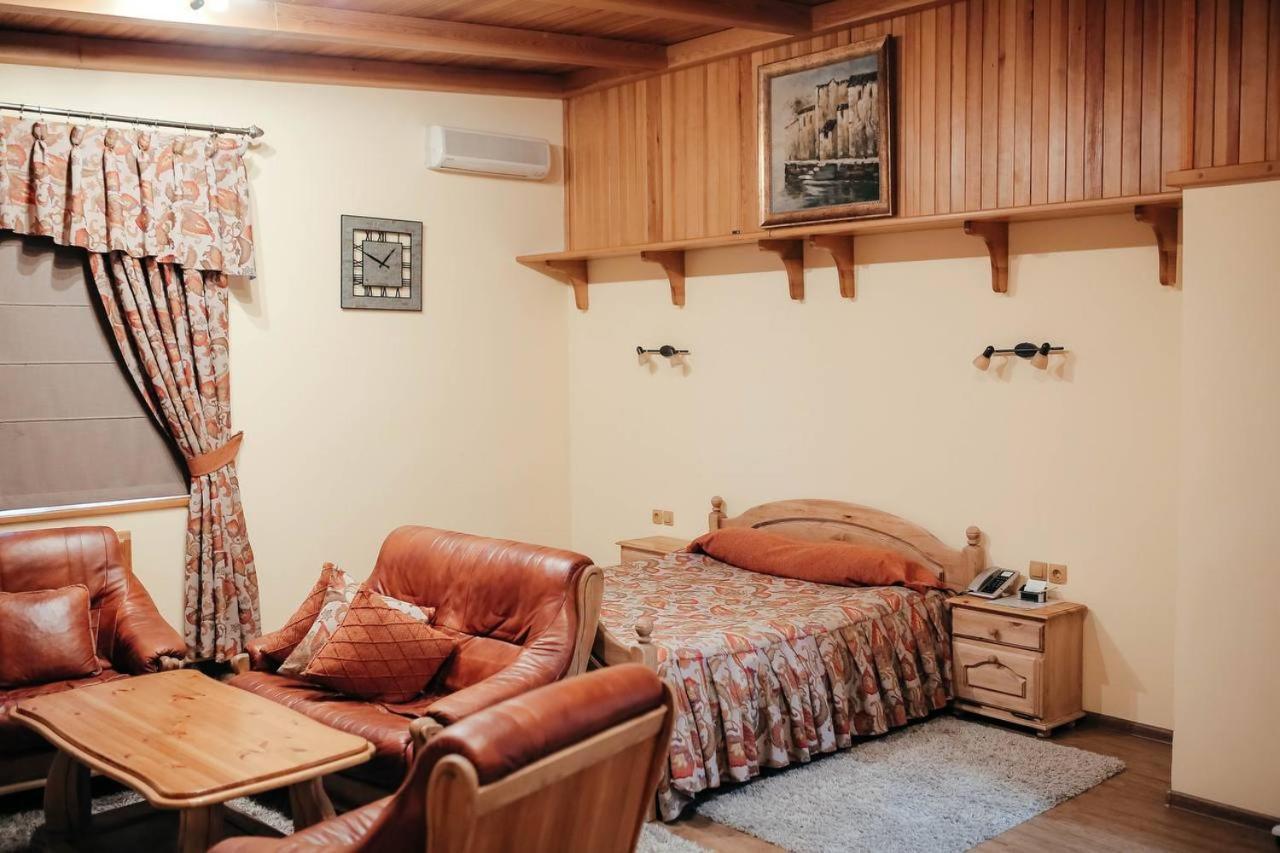 فندق Тау-House Kok-Shoky المظهر الخارجي الصورة